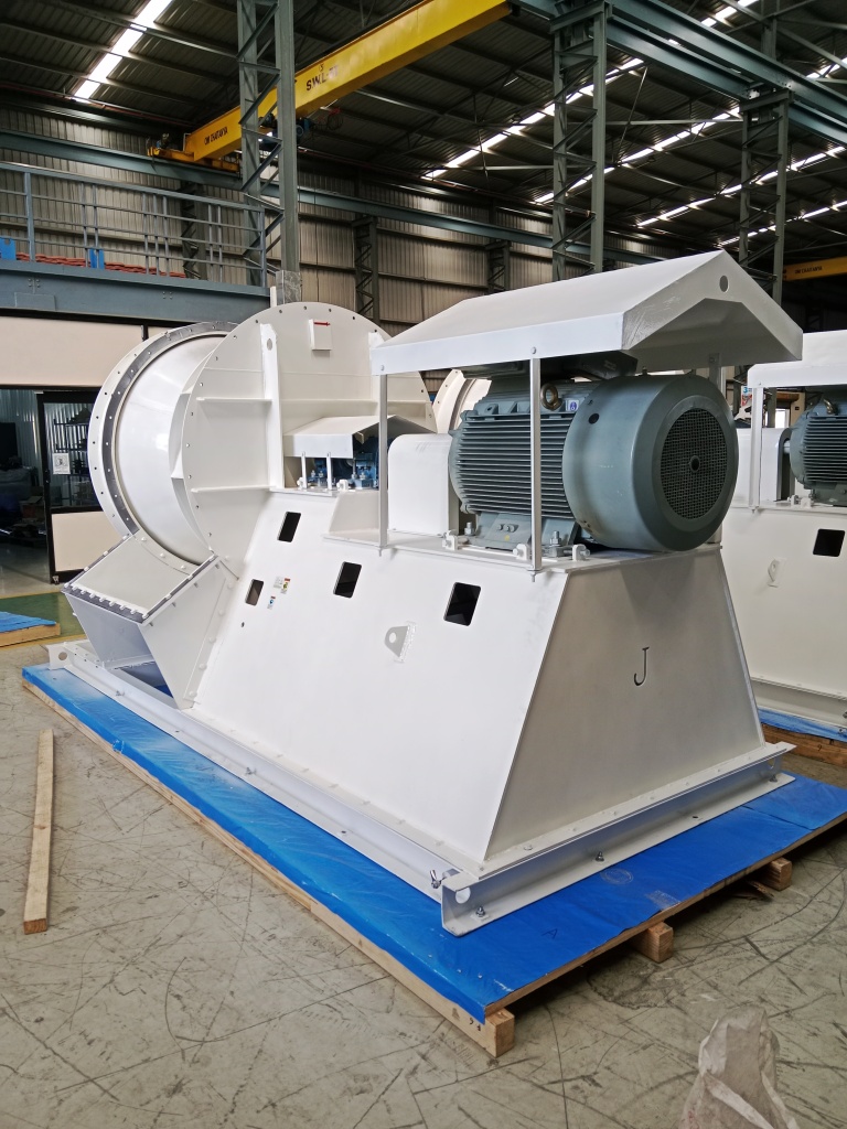 Heavy-duty centrifugal fan on the Jitamitra shop floor